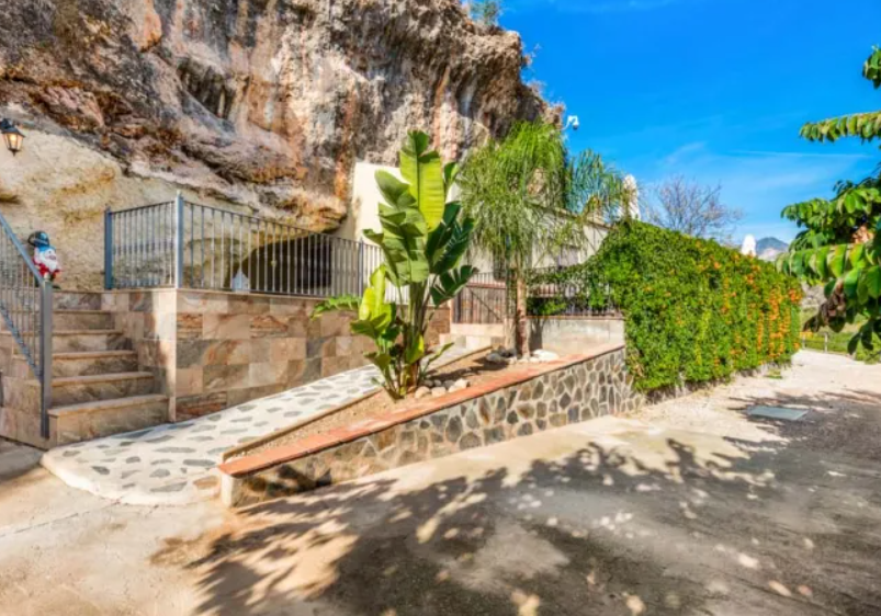 Casa Cueva Nerja